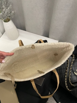 Сумка женская Yves Saint Laurent Артикул BMS-137924. Вид 3