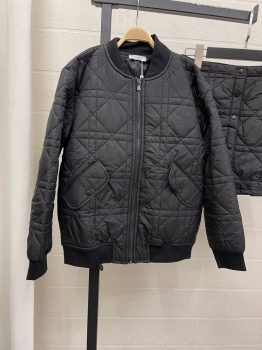 Костюм Christian Dior Артикул BMS-137909. Вид 3