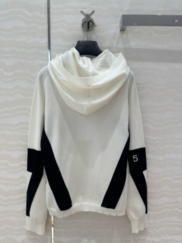 Свитер Chanel Артикул BMS-137936. Вид 3