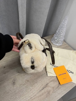 Рюкзак Louis Vuitton Артикул BMS-138000. Вид 5