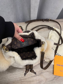 Рюкзак Louis Vuitton Артикул BMS-138000. Вид 8