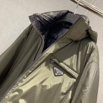 Двусторонняя куртка  Prada Артикул BMS-138045. Вид 2