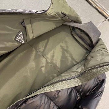 Двусторонняя куртка  Prada Артикул BMS-138045. Вид 8