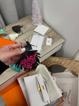 Брелок Hermes Артикул BMS-138059. Вид 3