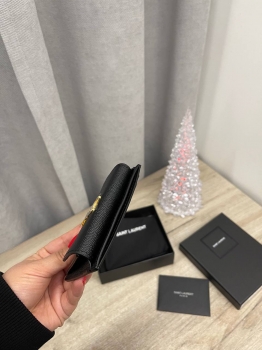 Картхолдер Yves Saint Laurent Артикул BMS-138071. Вид 3