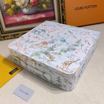 Набор посуды детский Christian Dior Артикул BMS-138089. Вид 4
