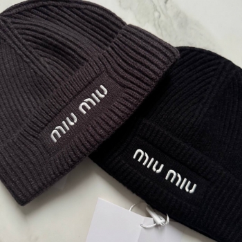Шапка  Miu Miu Артикул BMS-138093. Вид 4
