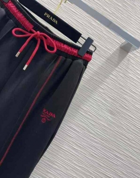 Брюки Prada Артикул BMS-138157. Вид 3