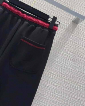 Брюки Prada Артикул BMS-138157. Вид 4