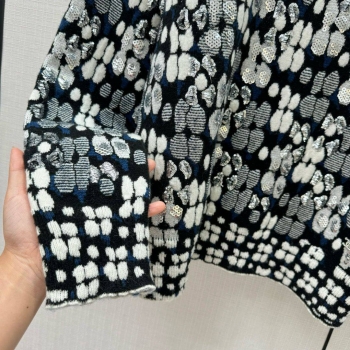 Свитер женский Chanel Артикул BMS-138161. Вид 2