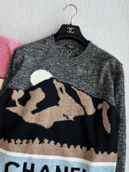  Свитер женский Chanel Артикул BMS-138180. Вид 2