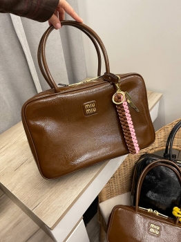  Сумка женская  Miu Miu Артикул BMS-138202. Вид 1
