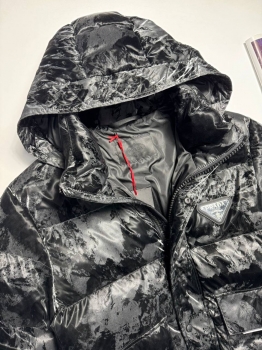 Куртка Prada Артикул BMS-138378. Вид 2