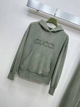 Костюм Gucci Артикул BMS-138403. Вид 2