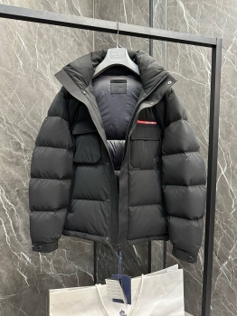 Пуховик  Prada Артикул BMS-138667. Вид 3