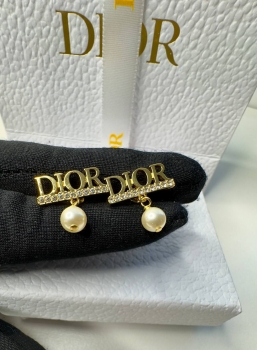 Серьги  Christian Dior Артикул BMS-138812. Вид 3
