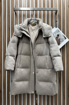 Пуховик Loro Piana Артикул BMS-138854. Вид 2