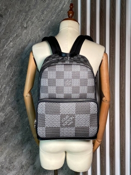 Рюкзак Louis Vuitton Артикул BMS-138875. Вид 1