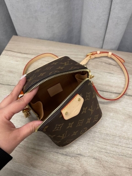 Сумка женская Louis Vuitton Артикул BMS-138959. Вид 4