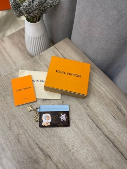Визитница  Louis Vuitton Артикул BMS-139104. Вид 1