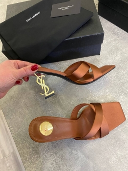 Босоножки Yves Saint Laurent Артикул BMS-139144. Вид 3