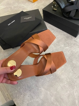 Босоножки Yves Saint Laurent Артикул BMS-139144. Вид 4