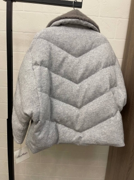 Куртка женская Max Mara Артикул BMS-139158. Вид 4