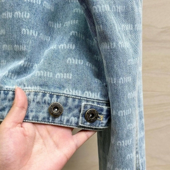 Куртка женская Miu Miu Артикул BMS-139253. Вид 4