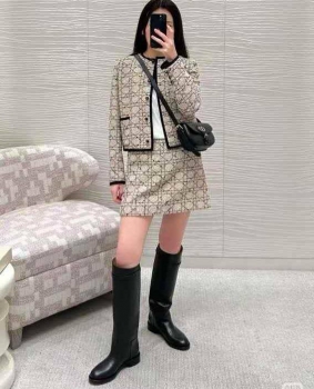 Костюм женский Christian Dior Артикул BMS-139260. Вид 1