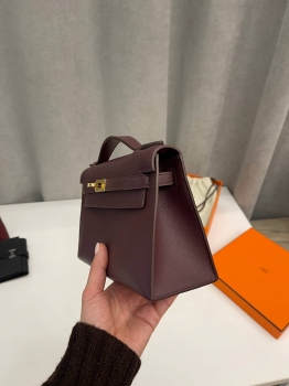 Сумка женская Kelly Pochette Hermes Артикул BMS-139270. Вид 2