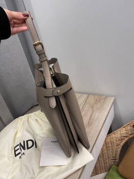Сумка женская  Fendi Артикул BMS-139276. Вид 3