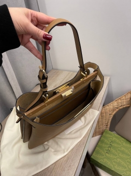 Сумка женская  Fendi Артикул BMS-139278. Вид 3