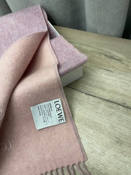 Шарф  Loewe Артикул BMS-139300. Вид 3