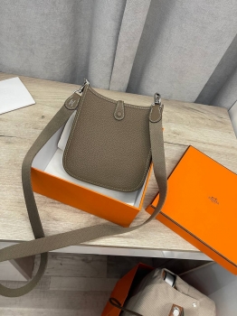  Сумка женская  Evelyne mini Hermes Артикул BMS-139365. Вид 5