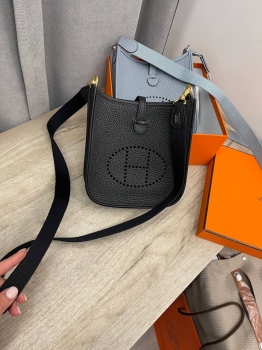  Сумка женская  Evelyne mini Hermes Артикул BMS-139363. Вид 1