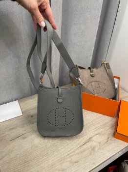  Сумка женская  Evelyne mini Hermes Артикул BMS-139360. Вид 2