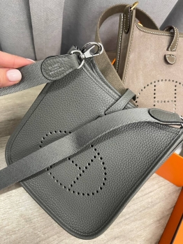  Сумка женская  Evelyne mini Hermes Артикул BMS-139360. Вид 4