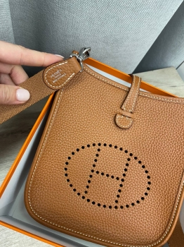  Сумка женская  Evelyne mini Hermes Артикул BMS-139361. Вид 3