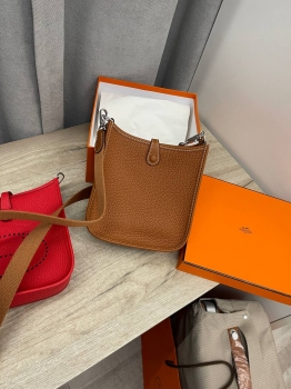  Сумка женская  Evelyne mini Hermes Артикул BMS-139361. Вид 6
