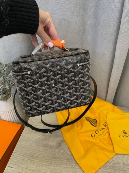Сумка-косметичка   Goyard Артикул BMS-139379. Вид 3