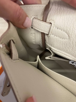 Сумка женская  Kelly, 25, PHW Togo leather Hermes Артикул BMS-139452. Вид 2