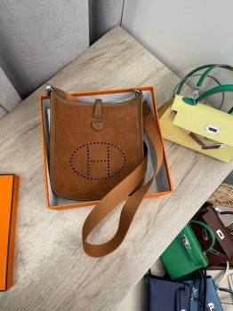 Сумка женская  Evelyne mini Hermes Артикул BMS-139473. Вид 1