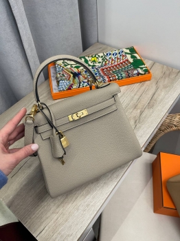 Сумка женская   Kelly 25, GHW Togo   Hermes Артикул BMS-139491. Вид 3