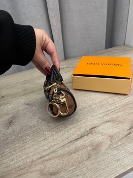 Брелок Louis Vuitton Артикул BMS-139561. Вид 2
