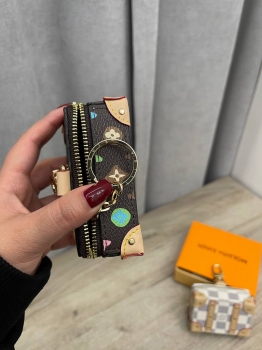Брелок Louis Vuitton Артикул BMS-139560. Вид 4