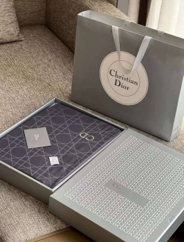Комплект постельного белья Christian Dior Артикул BMS-139575. Вид 1