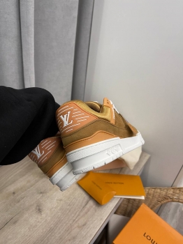 Кроссовки  Louis Vuitton Артикул BMS-139685. Вид 4