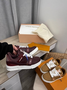 Кроссовки  Louis Vuitton Артикул BMS-139684. Вид 1