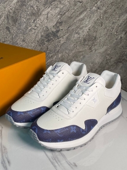 Кроссовки  Louis Vuitton Артикул BMS-139733. Вид 1
