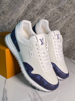 Кроссовки  Louis Vuitton Артикул BMS-139733. Вид 3